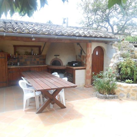 Ferienwohnung Gite T2 Avec Grande Piscine Villeneuve-la-Comptal Exterior foto